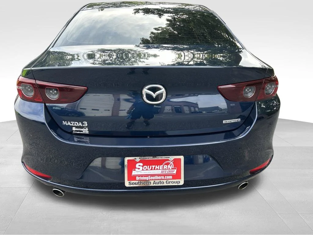Used 2021 Blue Mazda Preferred image 4