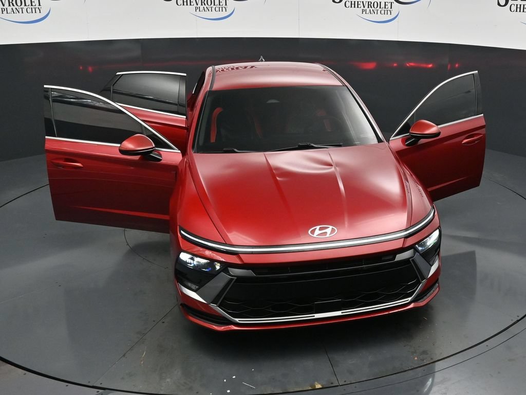 Used 2024 Red Hyundai SEL image 34