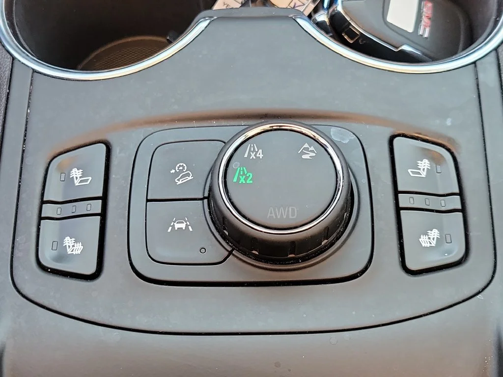 Used 2024 Black GMC SLE image 33