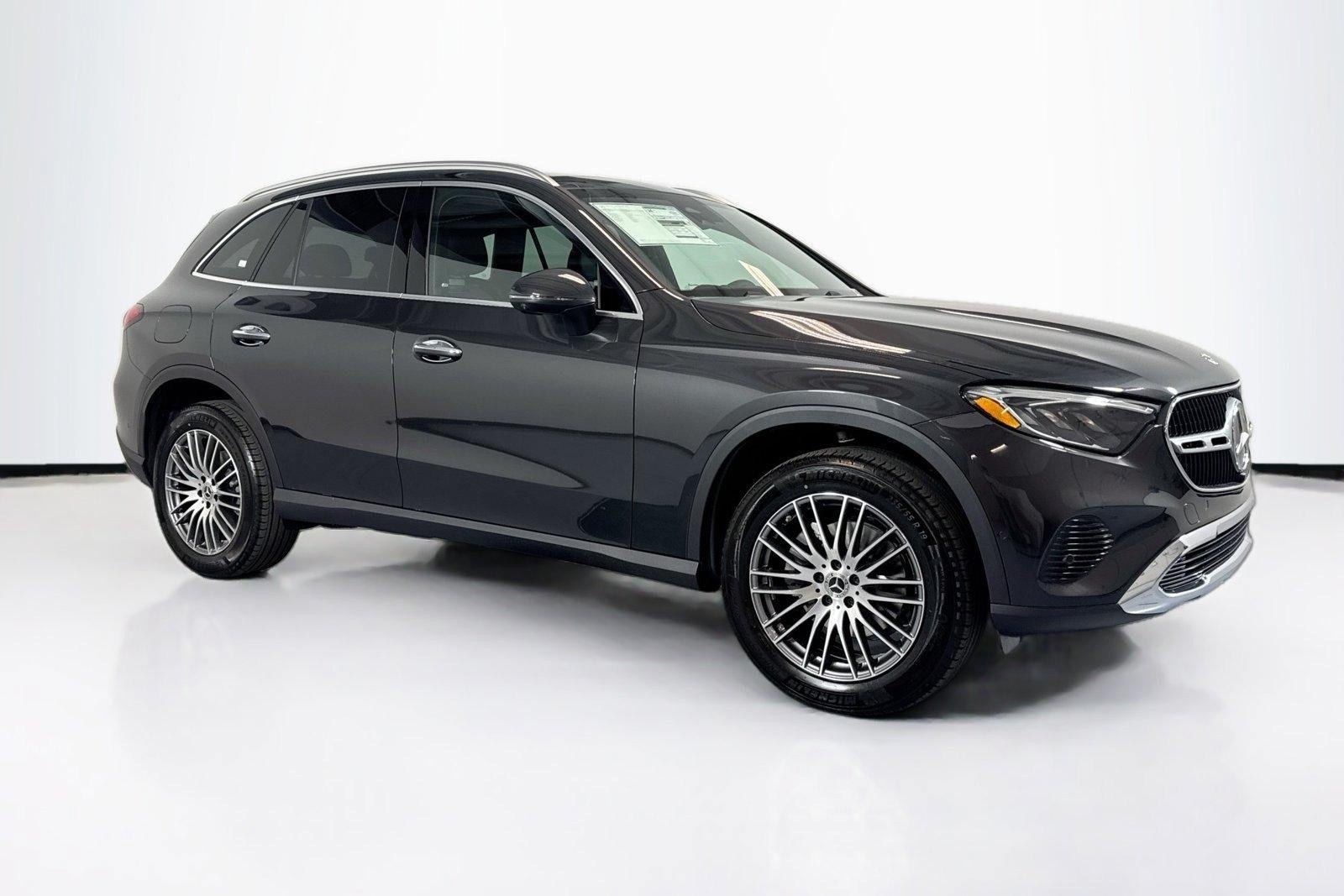 New 2026 Graphite Grey Metallic Mercedes-Benz GLC 300 image 3