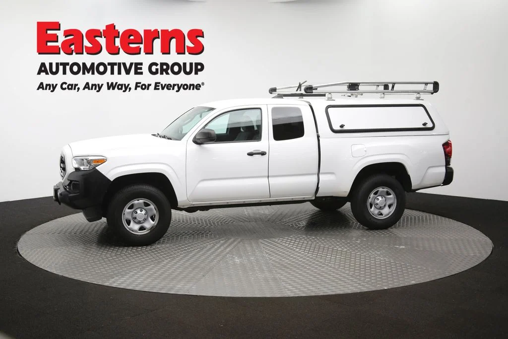 Used 2019 White Toyota SR image 56