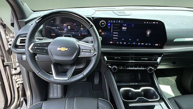 Used 2026 Gray Chevrolet High Country image 10
