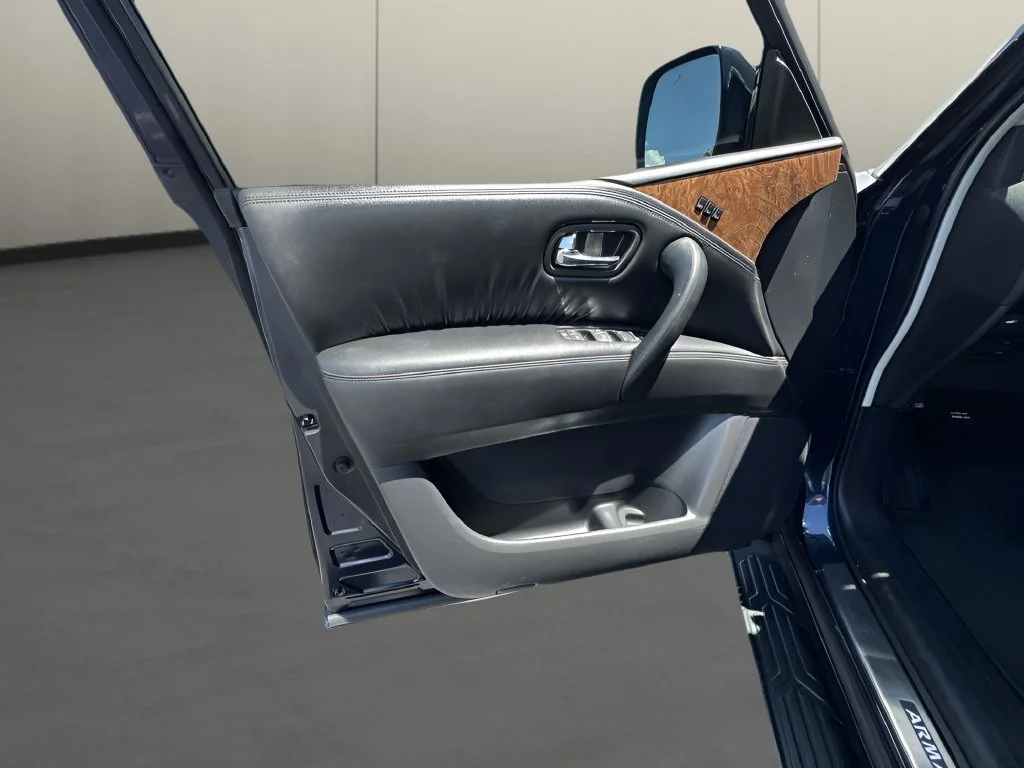 Used 2024 Blue Nissan SL image 23
