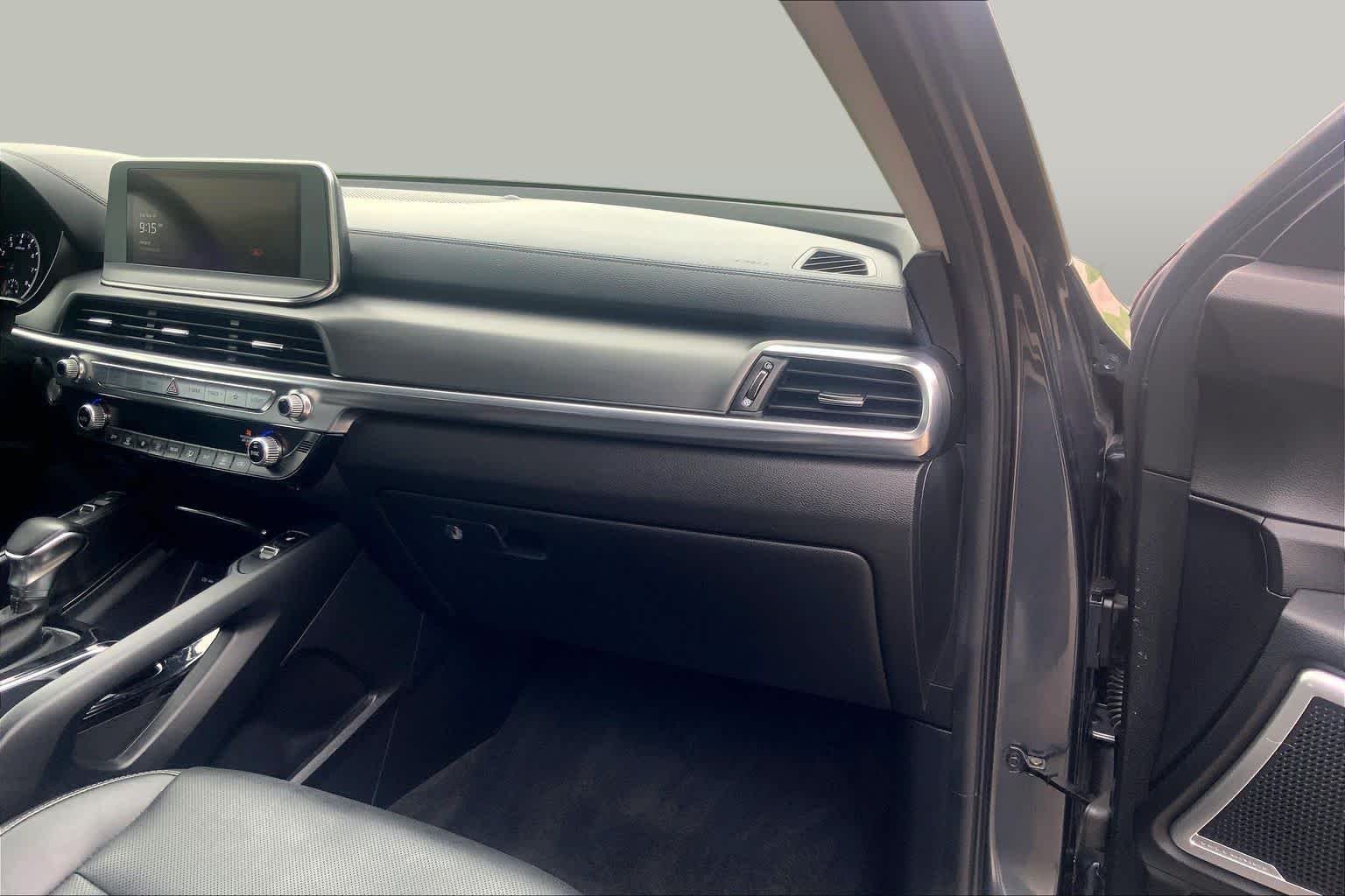 Used 2022 Gravity Grey Kia S image 18