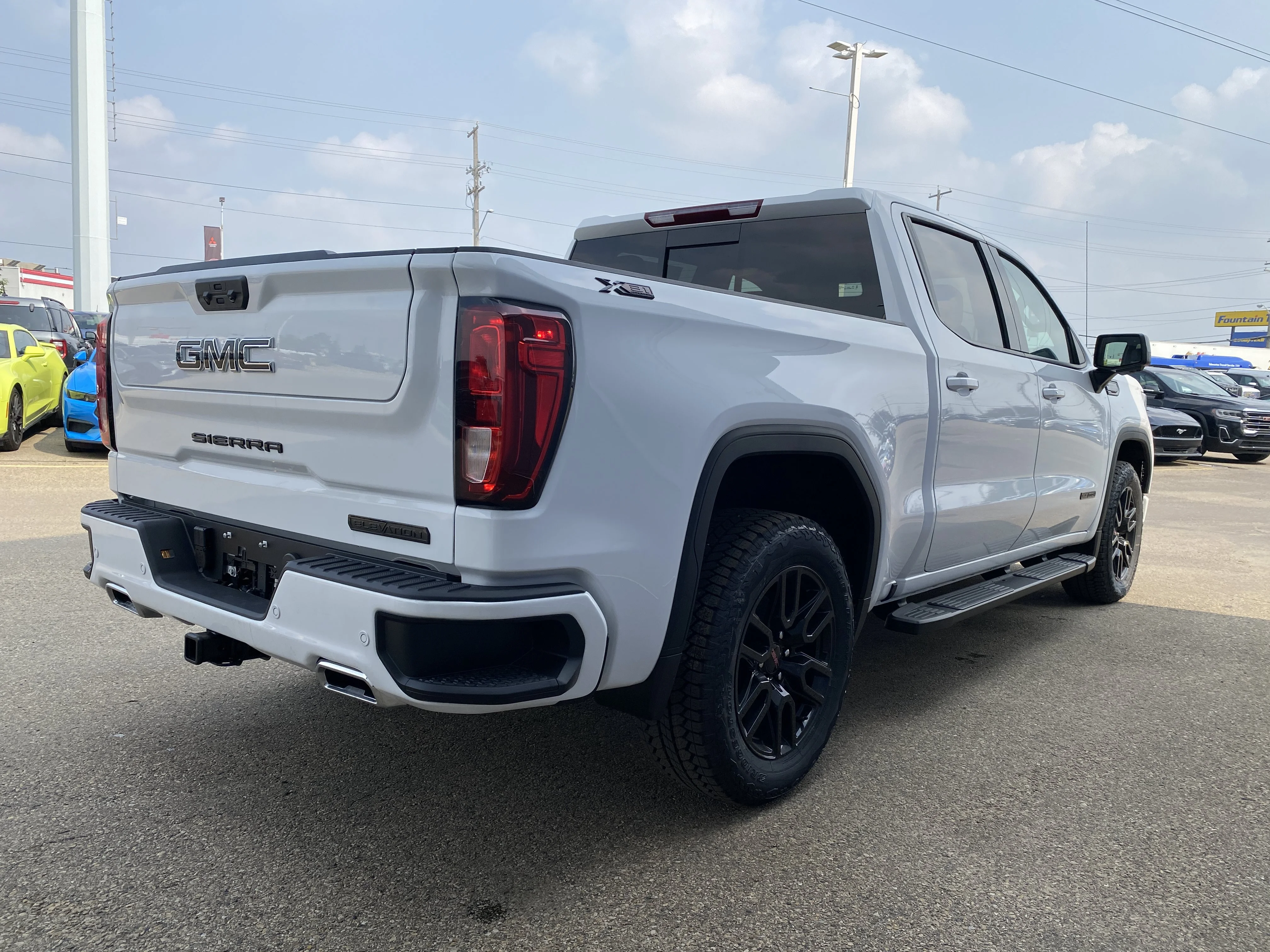 New 2026 Summit White GMC Elevation image 7