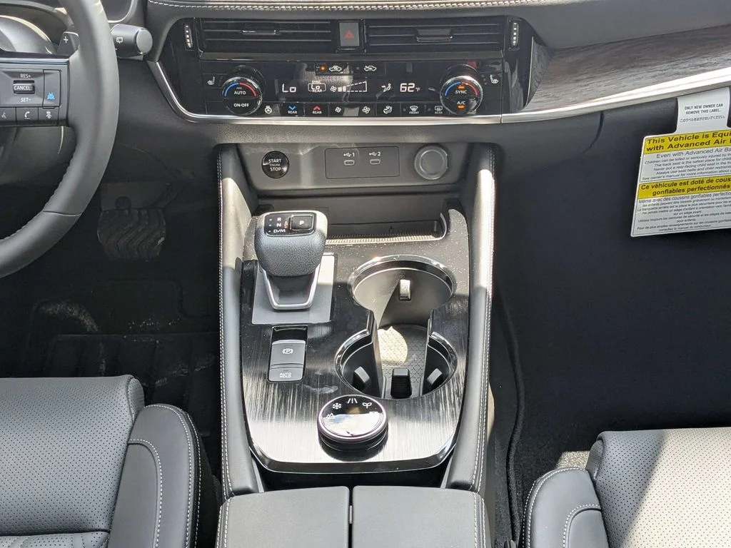 New 2026 Black Nissan Platinum image 19
