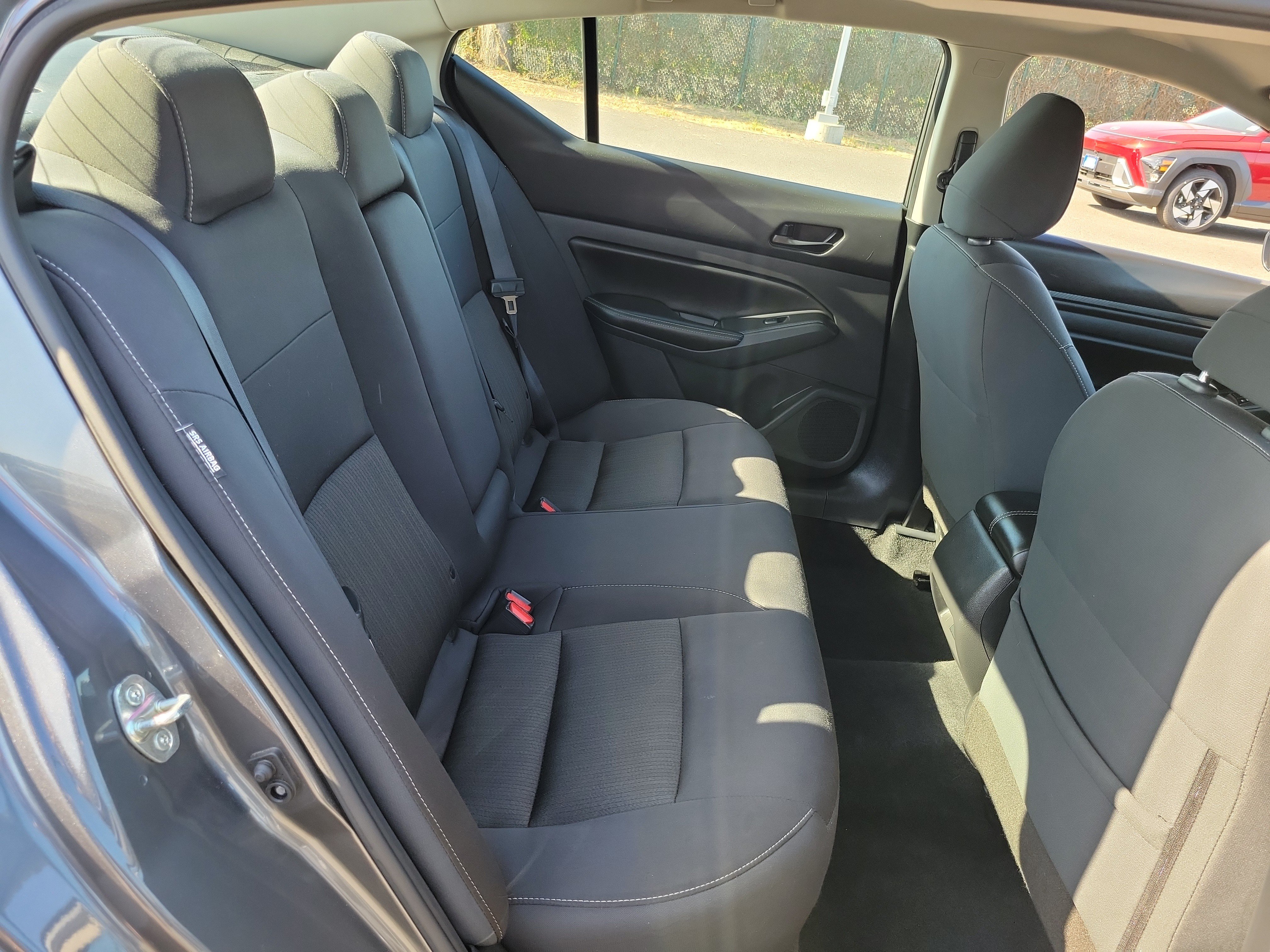 Used 2024 Gun Metallic Nissan 2.5 SV image 22