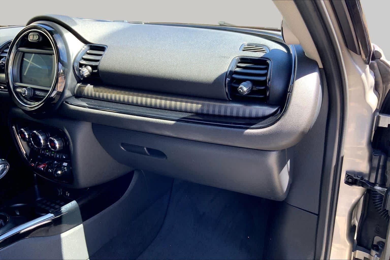 Used 2019 Melting Silver Metallic MINI Cooper S image 18