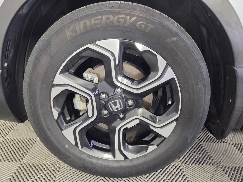 Certified Used 2019 Lunar Silver Metallic Honda Touring image 7