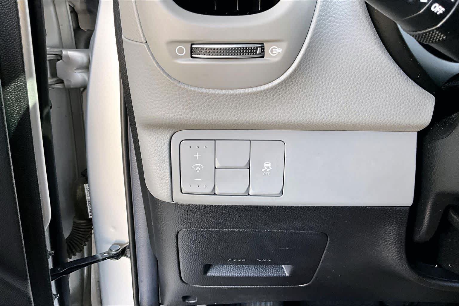 Used 2017 Bright Silver Kia Base image 32