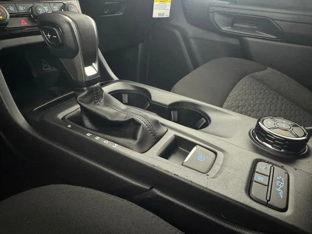 New 2026 Avalanche Ford XLT image 16