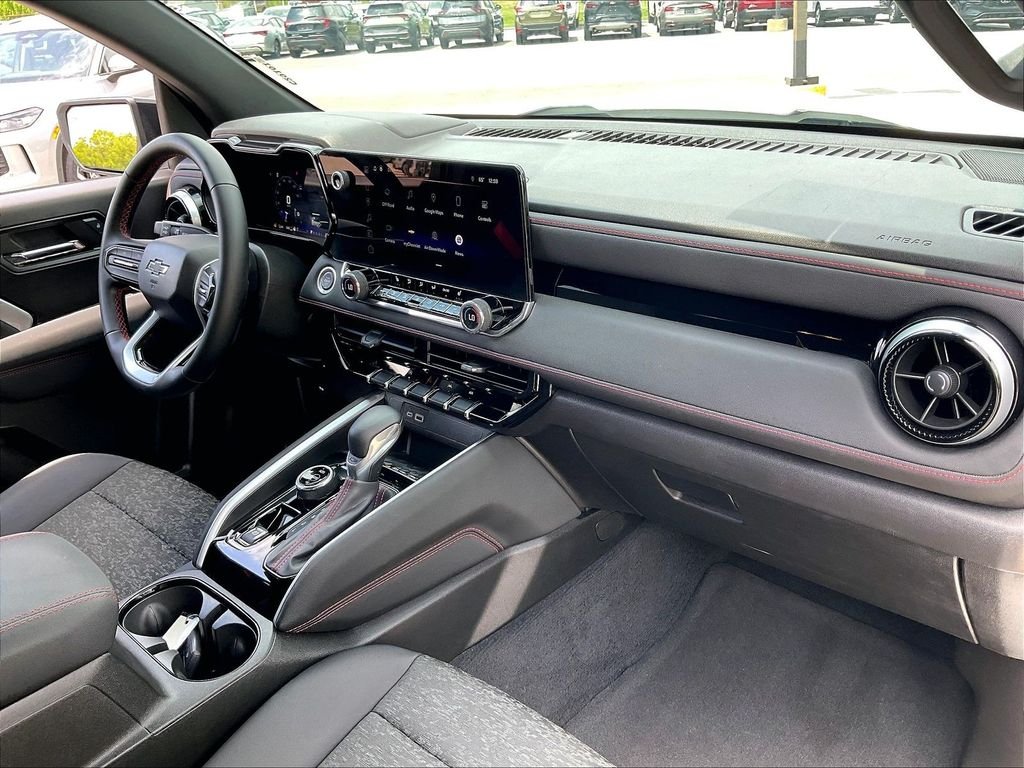 Used 2024 Summit White Chevrolet Z71 image 13