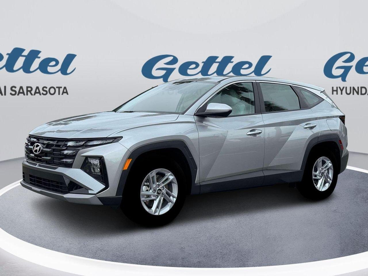 New 2026 Silver Hyundai SE FWD image 2
