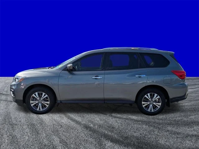 Certified Used 2020 Gun Metallic Nissan S image 7