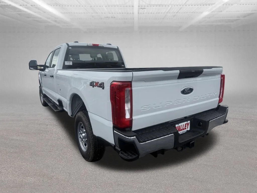 New 2026 Oxford White Ford F-250® XL image 7