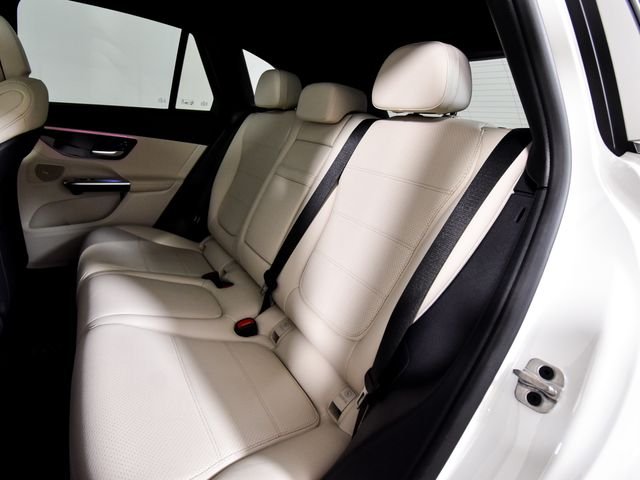 Certified Used 2025 White Mercedes-Benz GLC 300 image 5