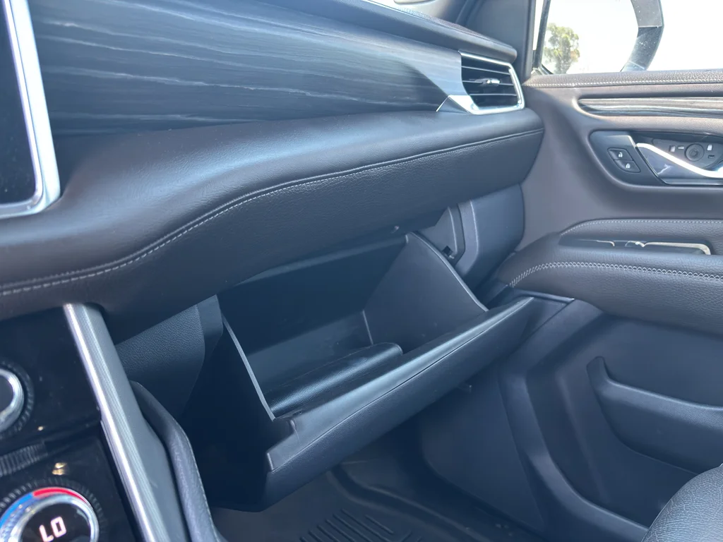 Used 2021 White GMC Denali image 29