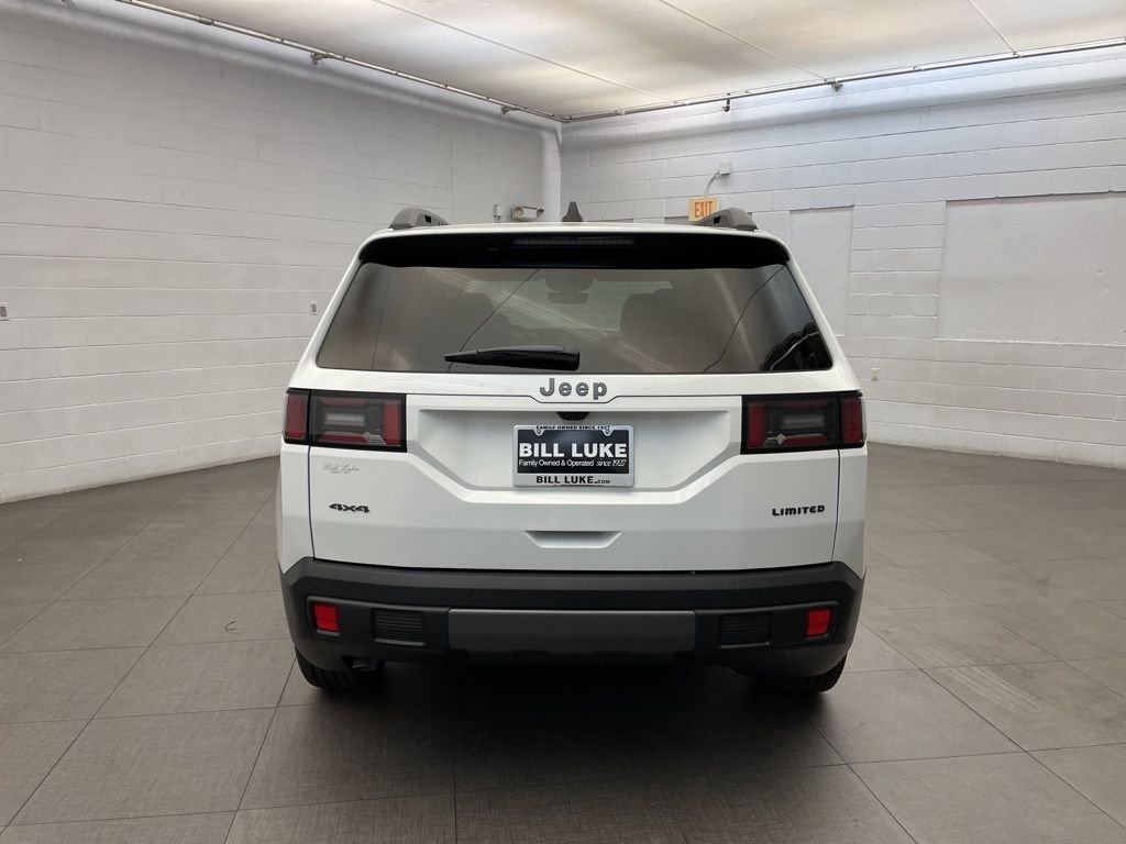 New 2026 Bright White Clear-Coat Exterior Paint Jeep Limited image 4