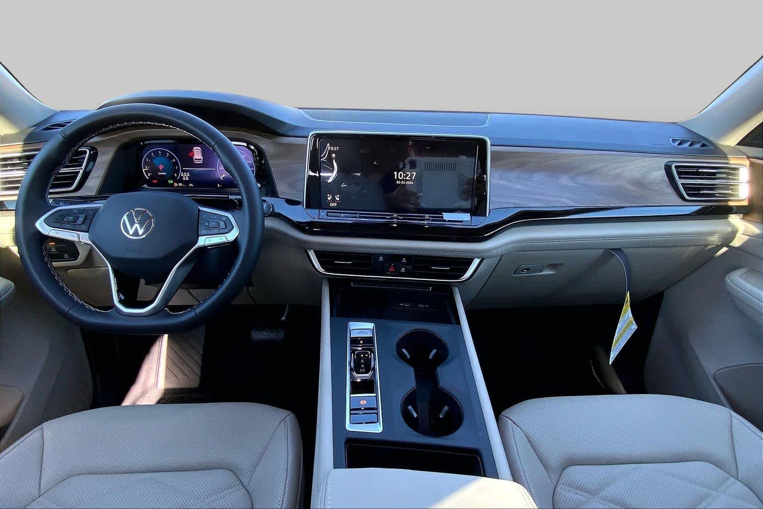 New 2026 Deep Black Pearl Volkswagen 2.0T SE image 5