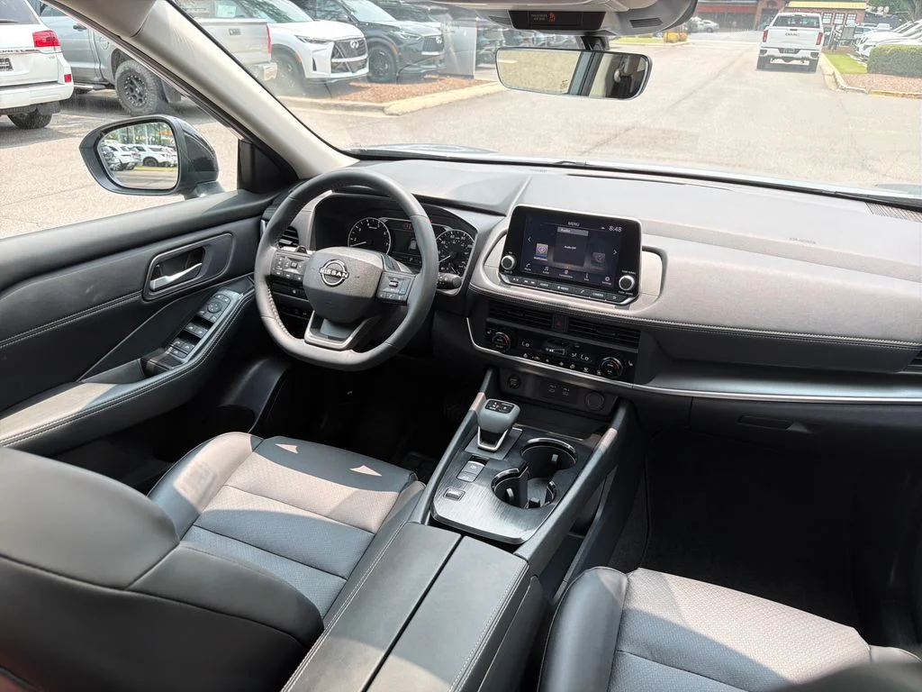 Used 2026 Boulder Gray Pearl Nissan Dark Armor image 44
