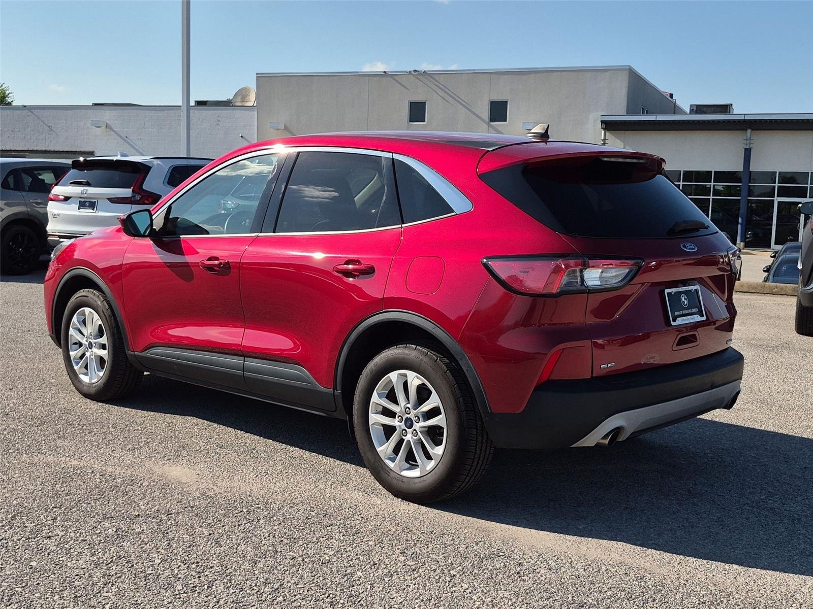 Used 2020 Rapid Red Metallic Tinted Clearcoat Ford SE image 3