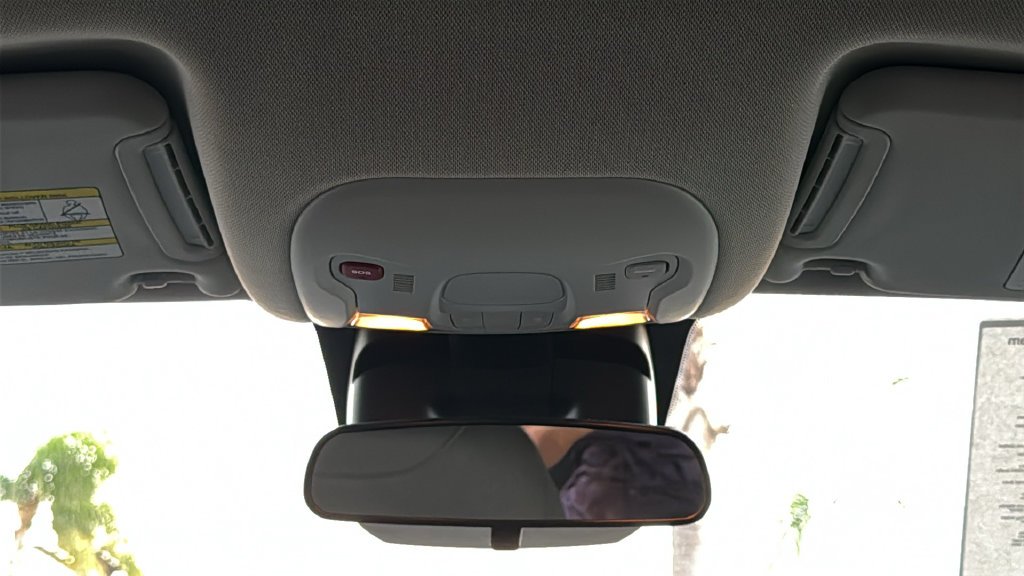 Used 2023 Black Jeep Latitude image 22