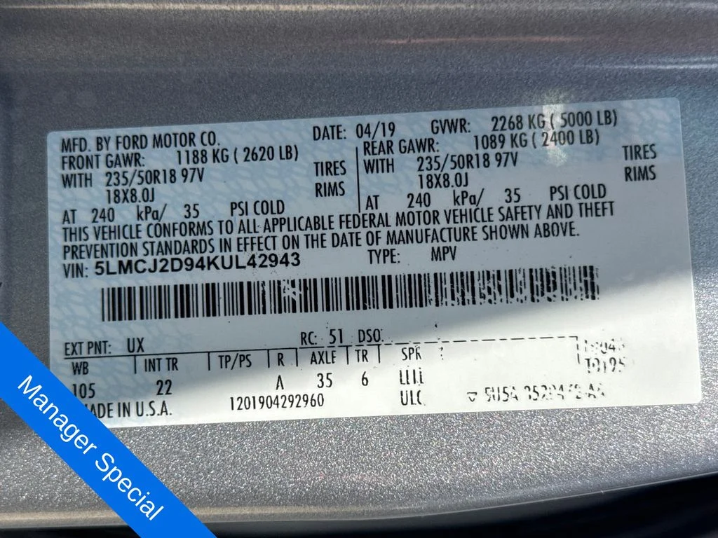 Used 2019 Silver Lincoln Select image 31