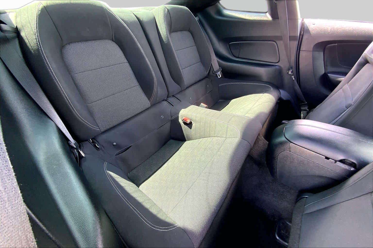 Used 2017 Magnetic Ford V6 image 19