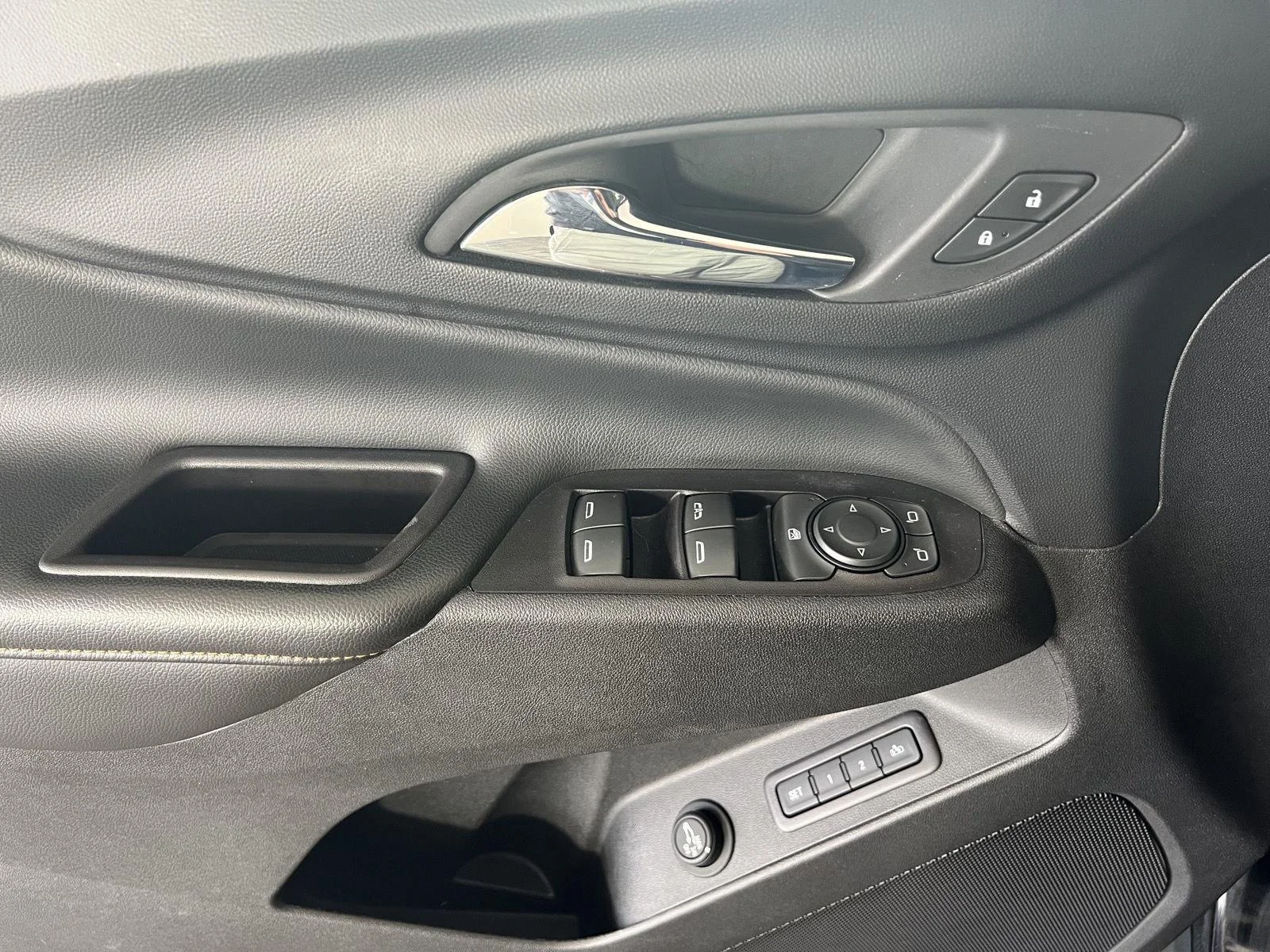 Used 2020 Mosaic Black Metallic Chevrolet Premier image 7