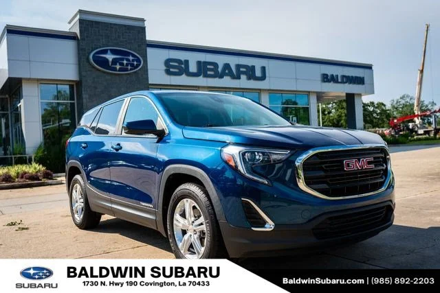 Used 2021 Blue Emerald Metallic GMC SLE image 1