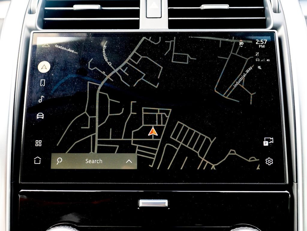 Used 2025 Gray Land Rover Dynamic SE image 28
