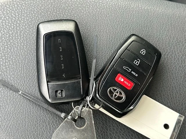 Certified Used 2025  Toyota LE image 63