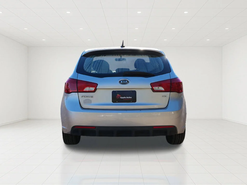 Used 2013 Silver Kia EX image 5