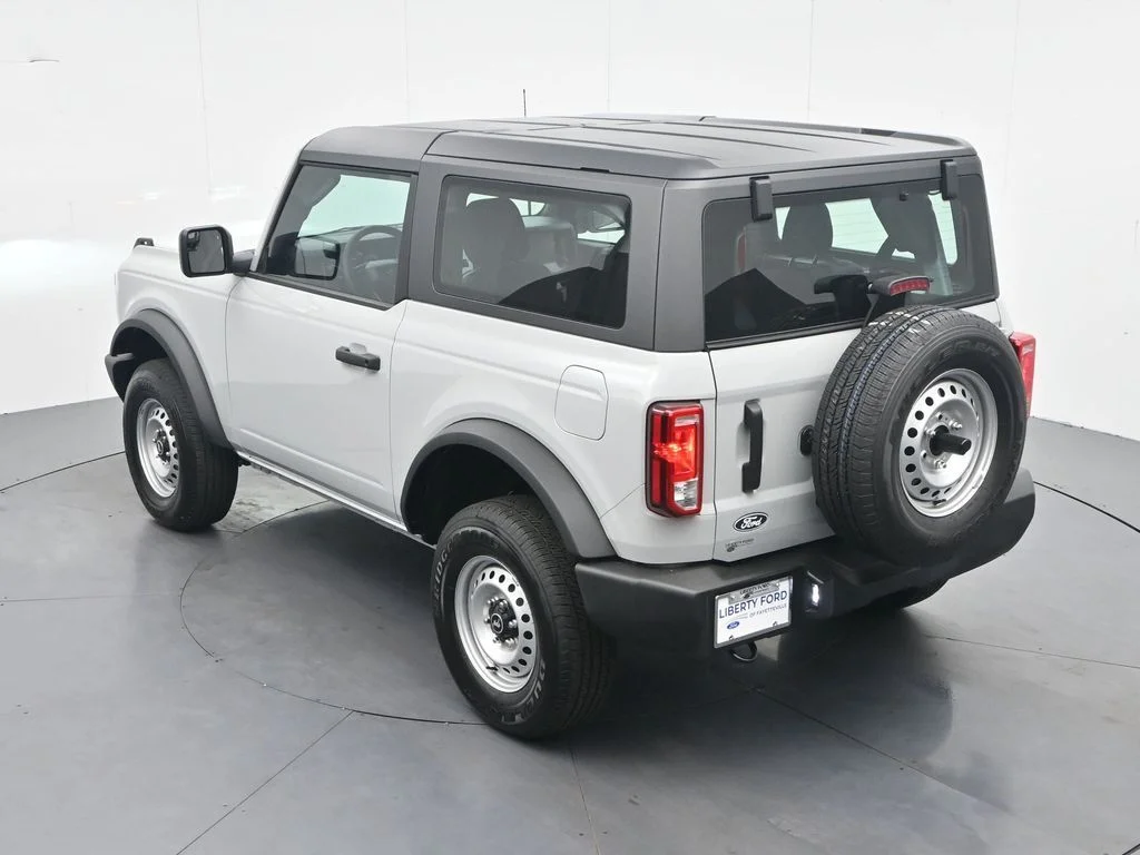 New 2026 Avalanche Gray Ford Base image 28
