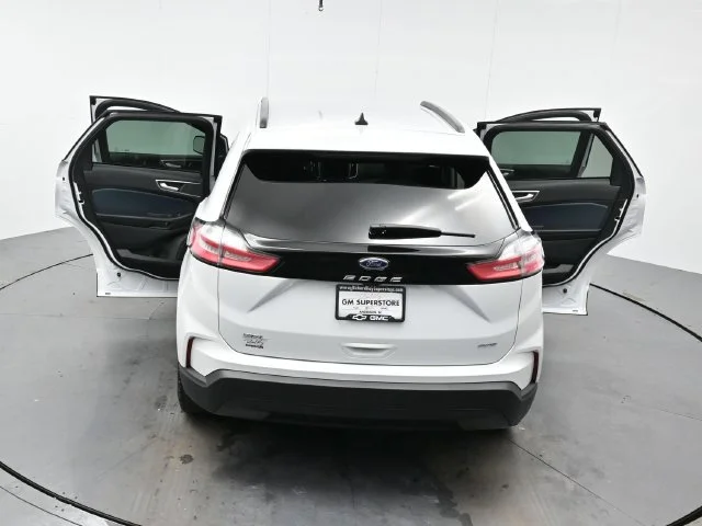 Used 2024 Oxford White Ford SEL image 42
