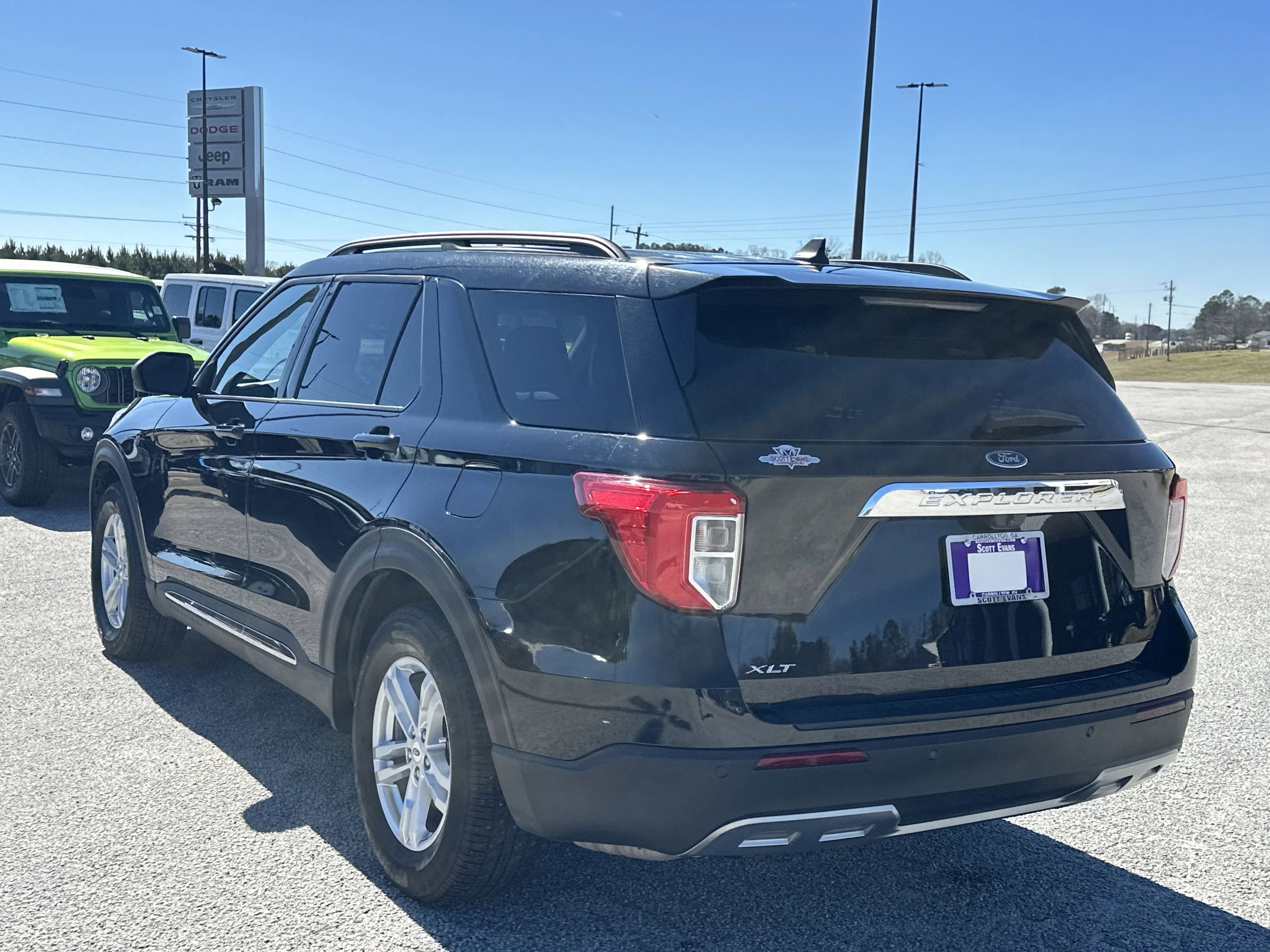 2023 Ford Explorer XLT - Photo 6