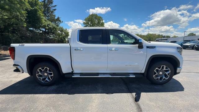 New 2026 Summit White GMC SLT image 43