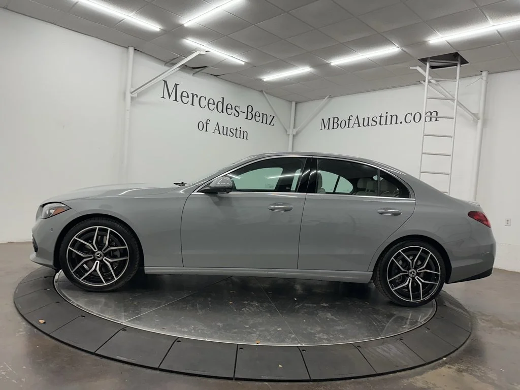 Used 2026 White Mercedes-Benz C 300 image 4