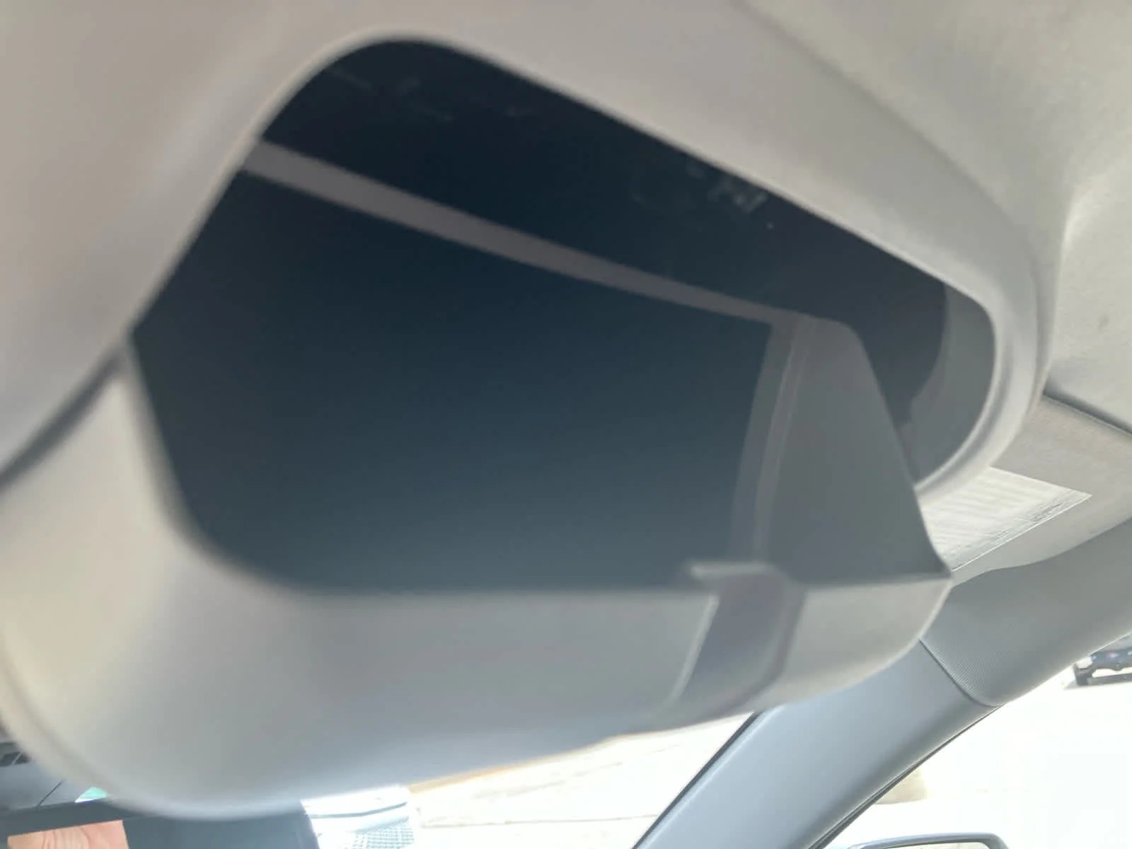 Used 2024 Sterling Metallic GMC SLE image 19