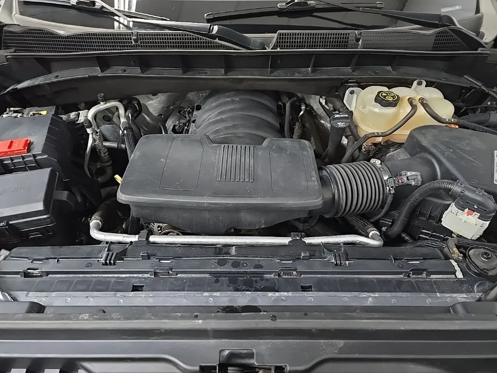 Used 2021 Gray GMC Denali image 12
