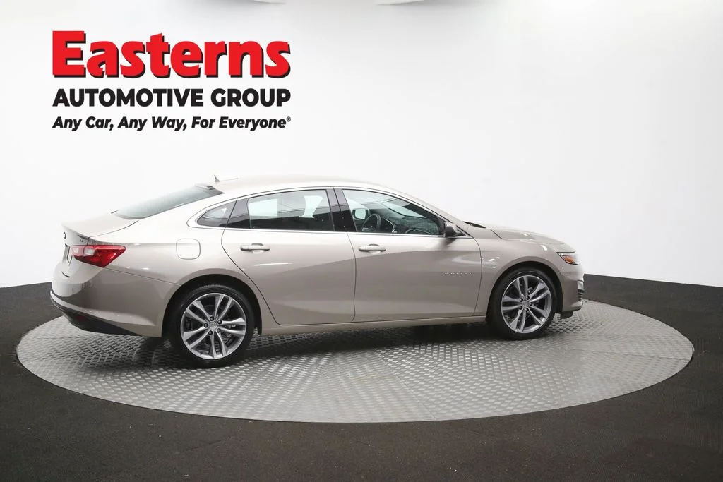 Used 2025 Gray Chevrolet LT image 43