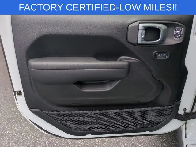 Used 2023 White Jeep Rubicon 4xe image 12
