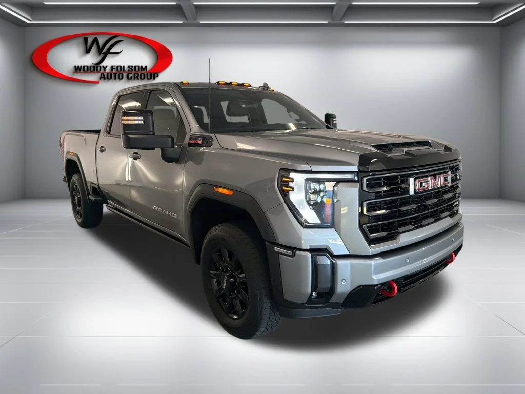 Used 2024 Silver GMC AT4 image 4