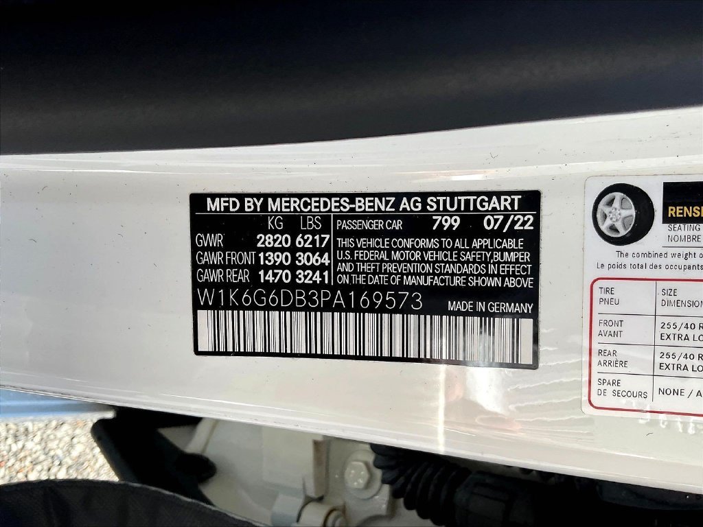 Certified Used 2023 MANUFAKTUR Diamond White Mercedes-Benz S 500 image 21