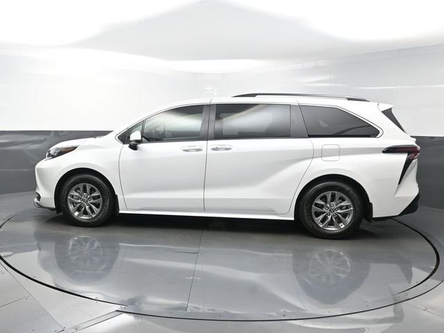 Used 2026 Beige Toyota XLE image 4