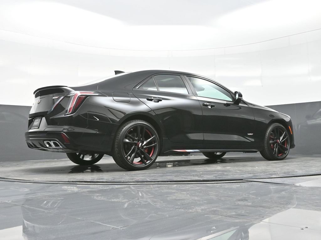 2025 Cadillac CT4 V-Series - Photo 14