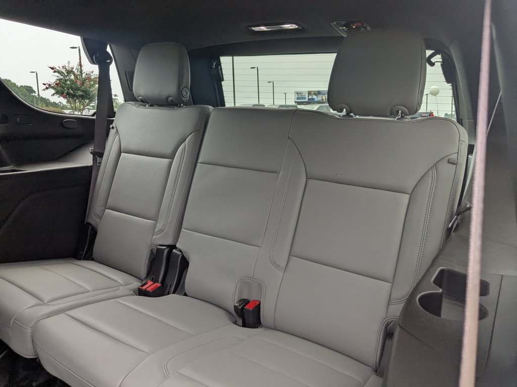 Used 2023 Summit White Chevrolet Z71 image 26