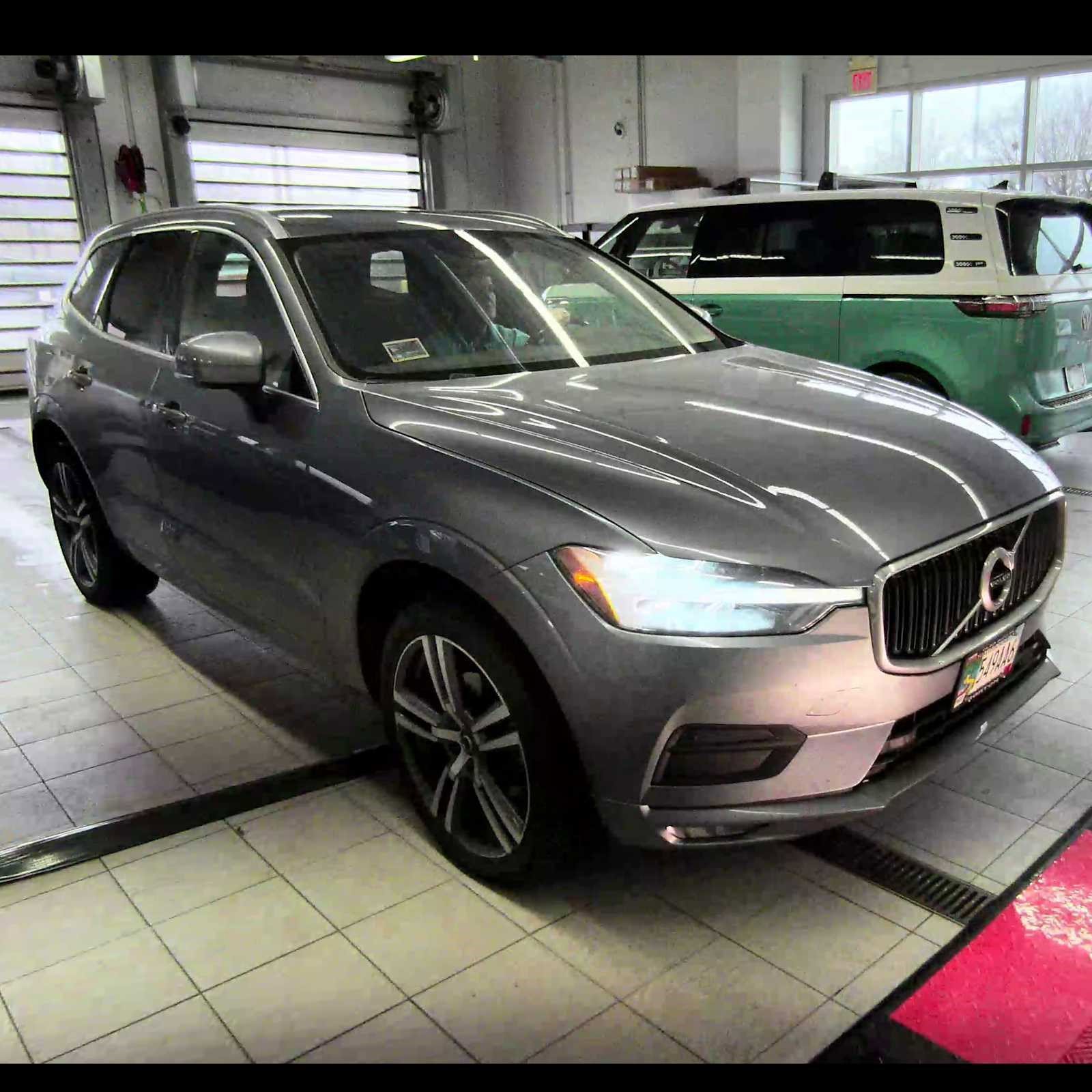 Used 2021 Volvo XC60 Momentum with VIN YV4102RK8M1828654 for sale in Saint Louis Park, Minnesota