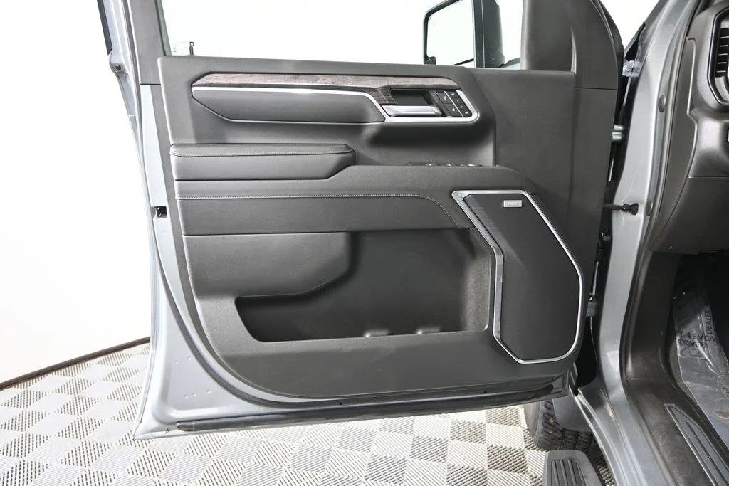Used 2024 Gray Chevrolet LTZ image 19