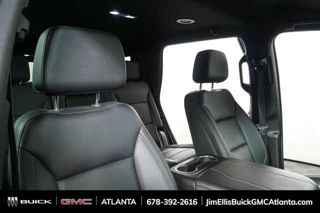 Used 2025 Sterling Gray Metallic Chevrolet LT image 21